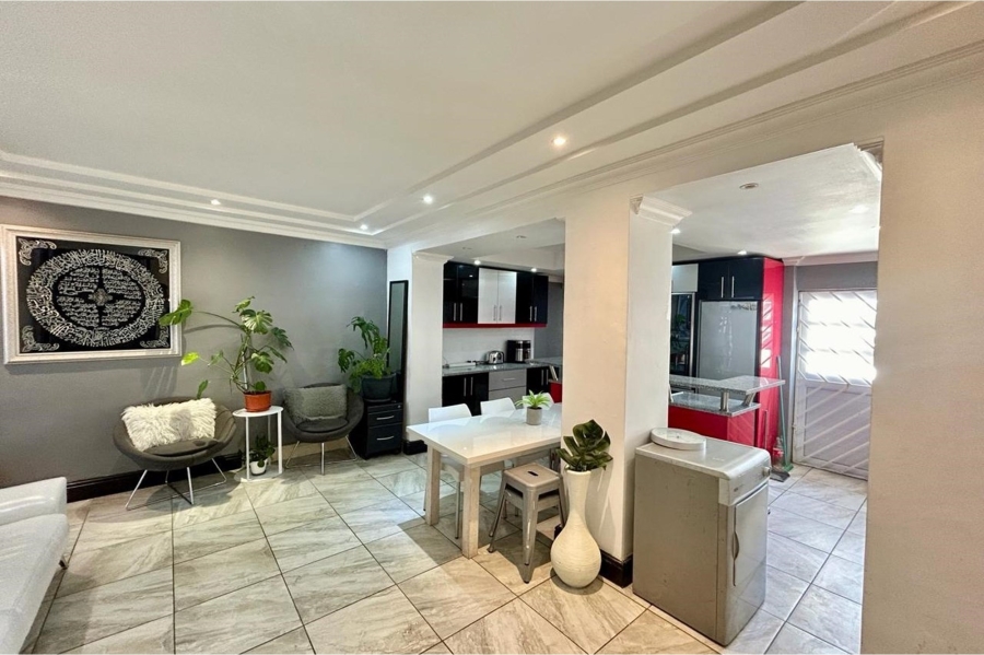 3 Bedroom Property for Sale in Salt River Western Cape